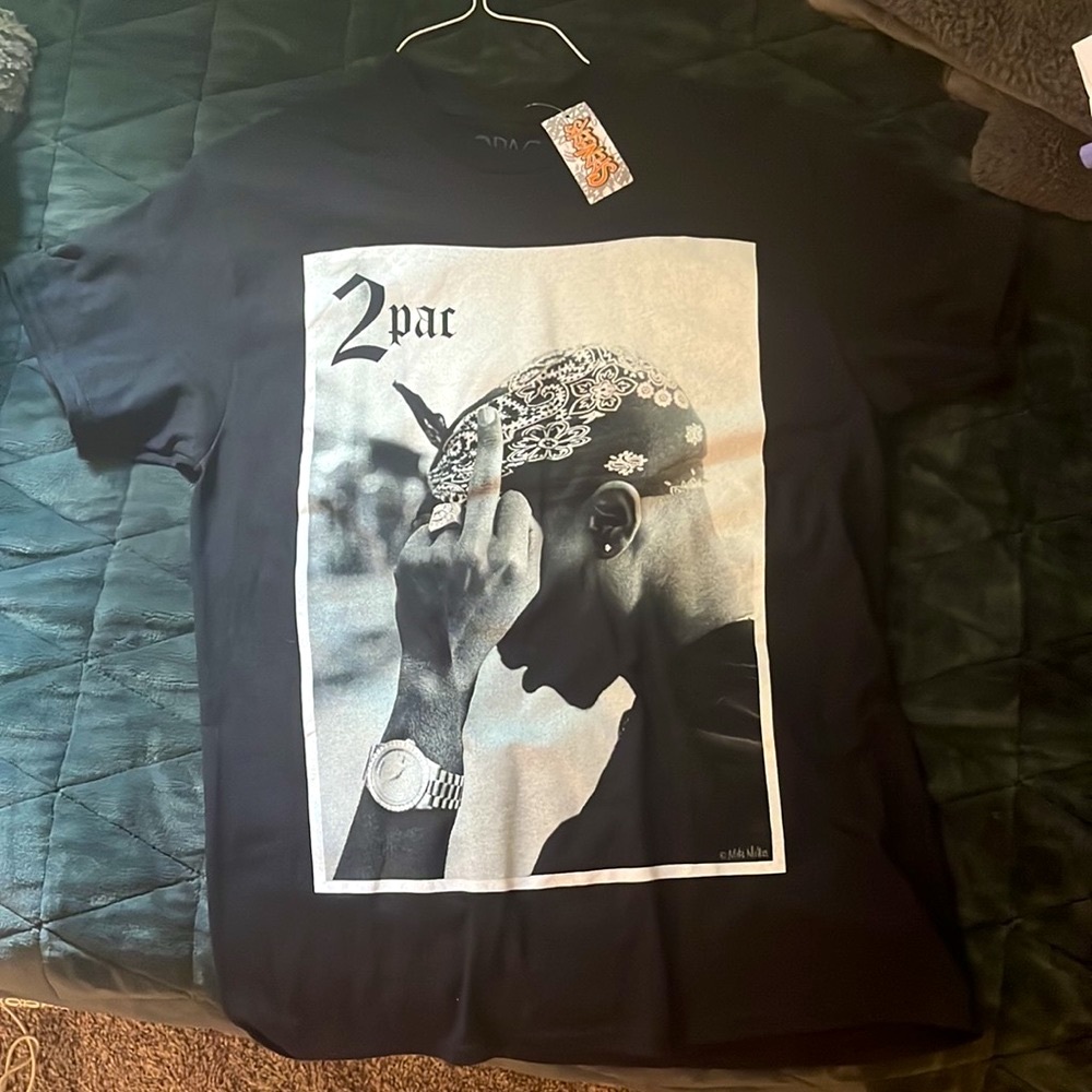 Never worn 2Pac T-shirt.